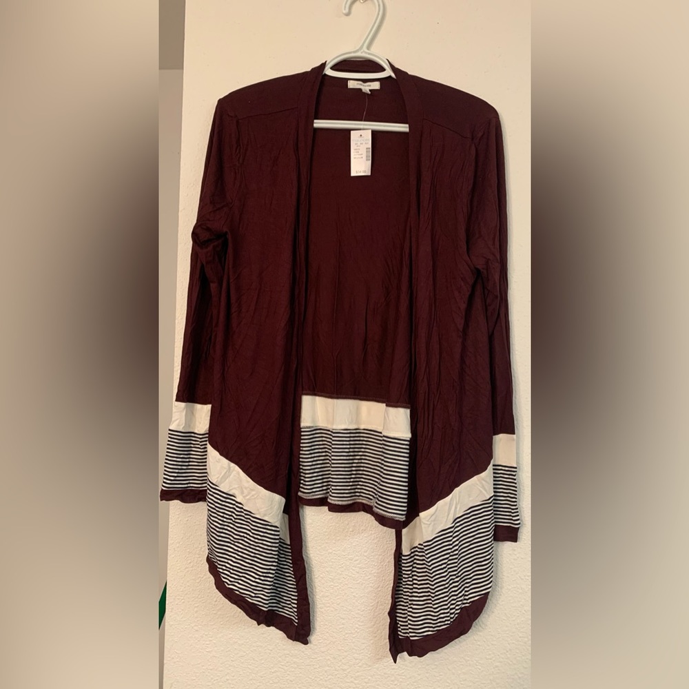 Maurice’s Size Medium Cardigan